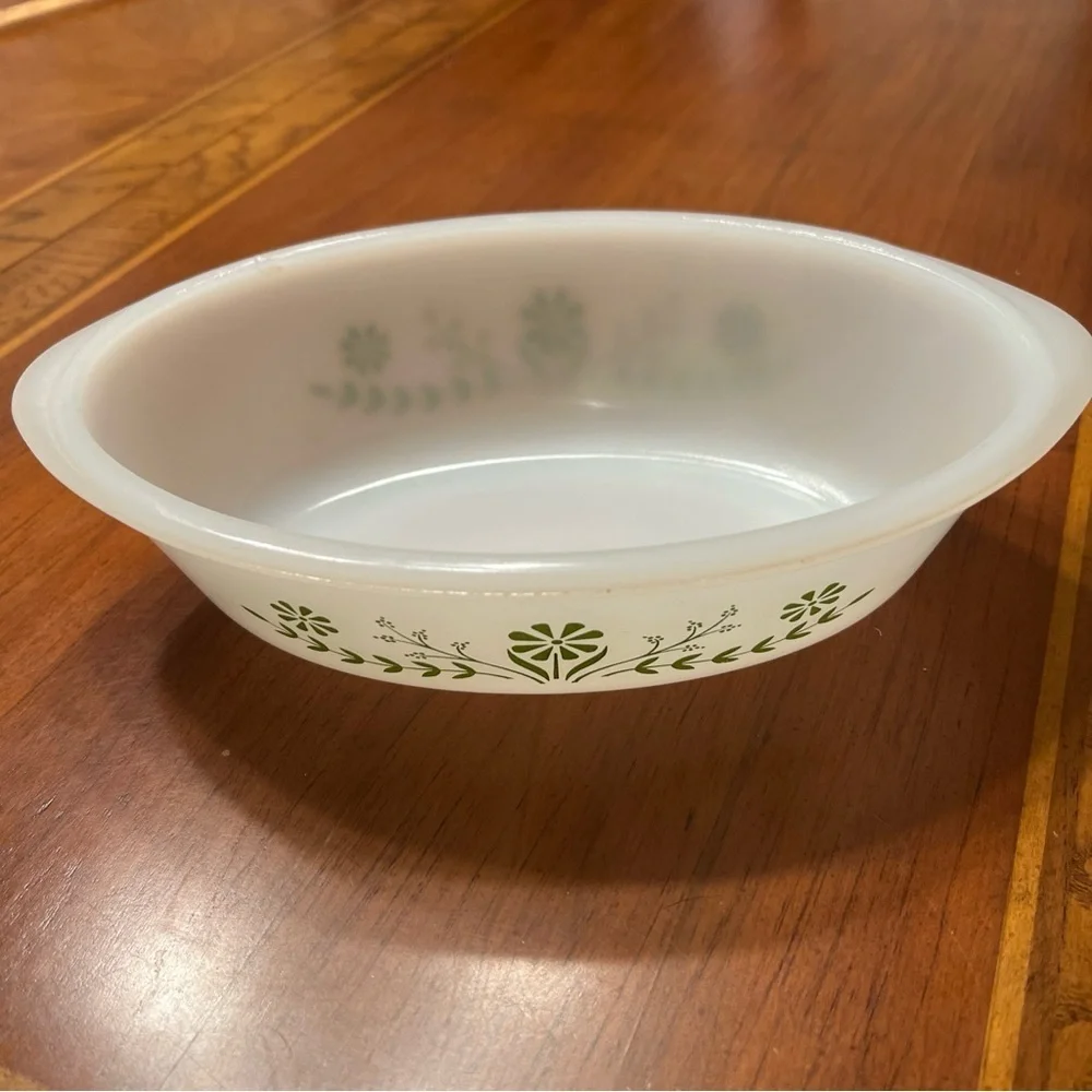 Pyrex‎ Glasbake 1 Quart Casserole Dish J235 1979 Green Daisy Floral Milk Leaves - Picture 2 of 7